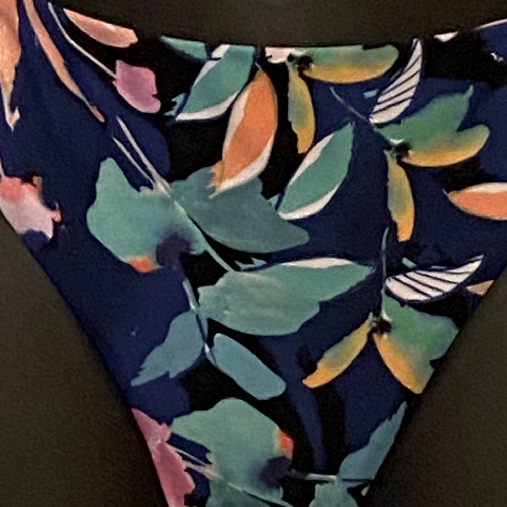 NWT💙 Gathered Booty Heat Swim Bikini Bottoms - Picture 2 of 14
